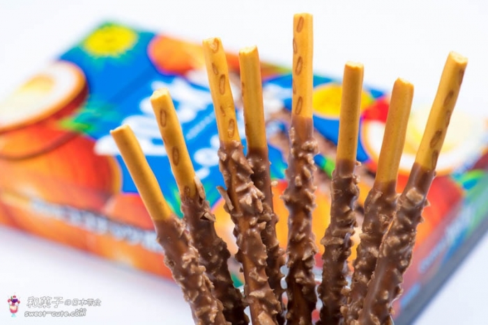 和菓子的甜蜜生活 - glico日本江崎格力高「Pocky椰子百琪巧克力棒」