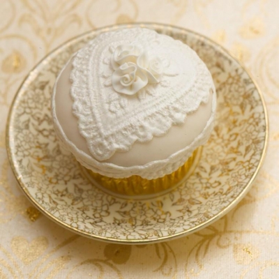 The Cake Parlour - 蕾絲玫瑰杯子蛋糕