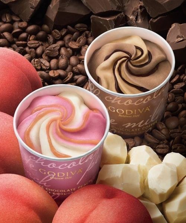 日本GODIVA - 白巧克力水蜜桃冰淇淋 / 牛奶巧克力咖啡冰淇淋