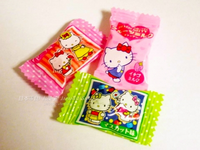三顆Hello Kitty凱蒂貓糖果