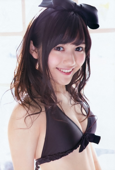 東京新宿街頭巧遇AKB48的可愛渡邊麻友友