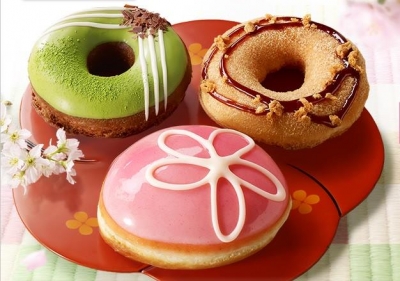日本Krispy Kreme甜甜圈 - 春之甜甜圈