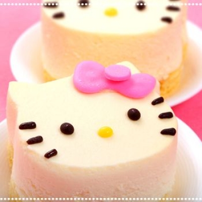 Hello Kitty凱蒂貓白巧克力覆盆子法式奶凍蛋糕