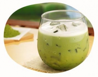 LAWSON日本羅森便利商店 - 宇治抹茶拿鐵牛奶
