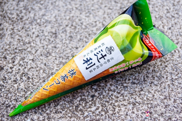 明治 - 辻利抹茶冰淇淋甜筒