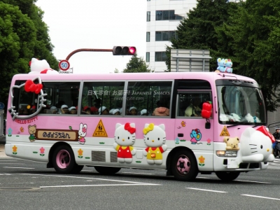 Hello Kitty凱蒂貓3D立體公車